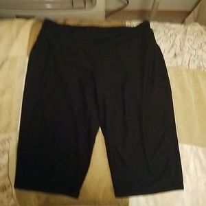 Athletic Bermuda shorts